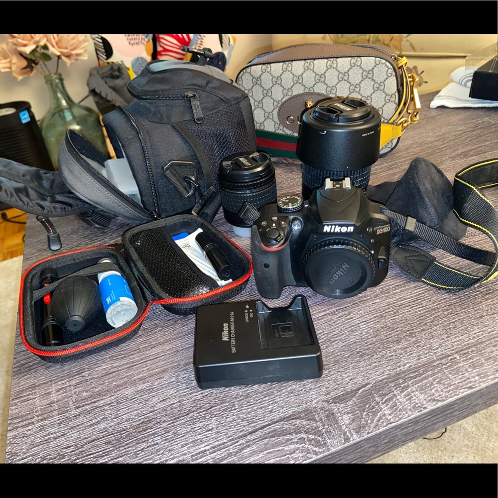 Nikon 3400 DSLR camera
